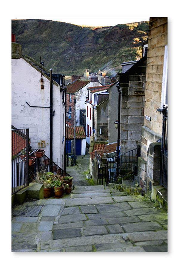 Staithes, North Yorkshire 24x36 : Cadre d'art mural et panneau de tissu | Staithes, North Yorkshire 24 po x 36 po : Cadre d'art mural et panneau de tissu | D44GZH3E