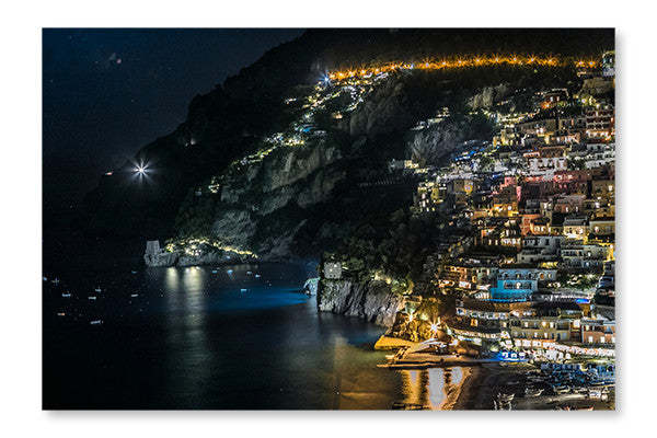 Village de Poitano la nuit 16 x 24 po : Cadre d'art mural et panneau de tissu | D44GA8SC