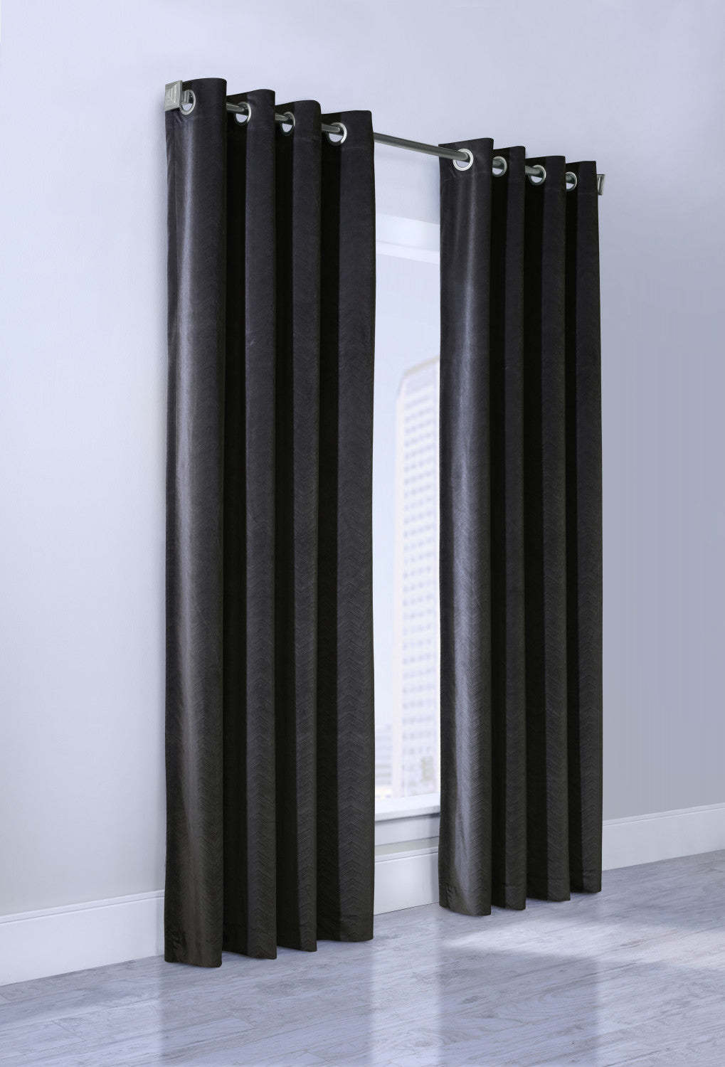 Minuit Black Grommet Curtain Panel - 52 X 95|Panneau de rideau à œillets Minuit noir - 52 po x 95 po
