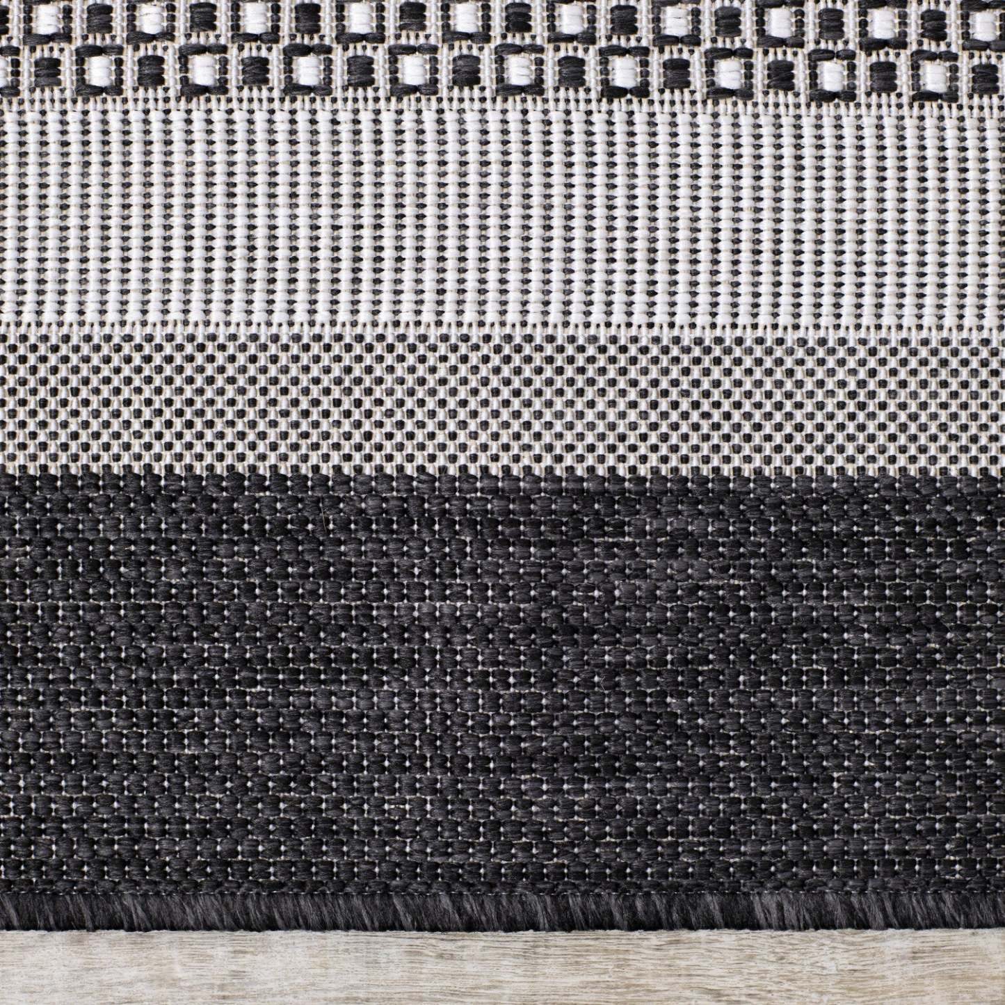 Jackson Flatweave Area Rug - 7'10 x 10'6|Carpette Jackson à tissage à plat - 7 pi 10 po x 10 pi 6 po