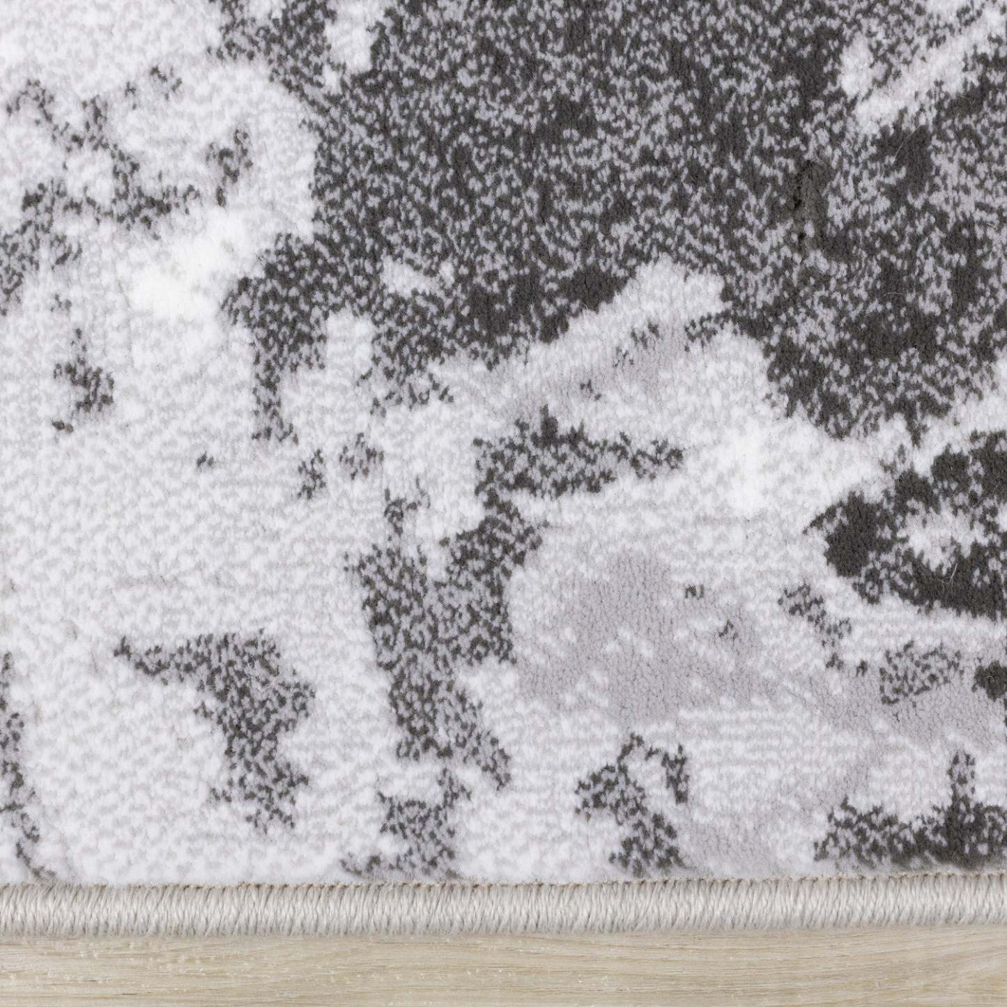 Tapis Isabelle Granite Pattern Area Rug - 5'3 x 7'7|Carpette Isabelle à motif granite - 5 pi 3 po x 7 pi 7 po