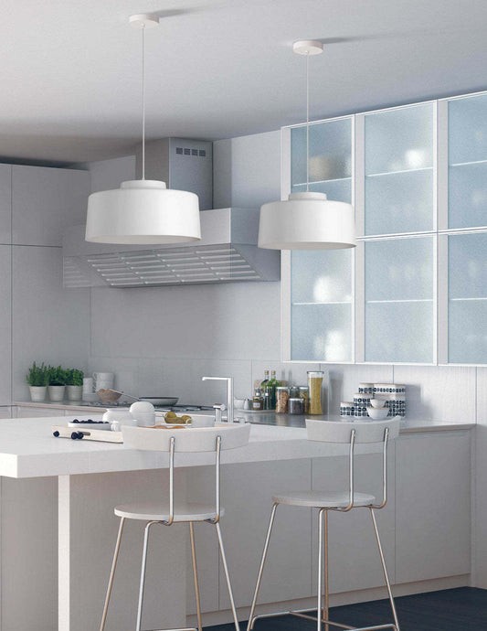 Dainolite Kup 1 Light Metal Pendant White Finish Lamp|Luminaire suspendu Kup de Dainolite en métal, avec finition blanche et 1 ampoule