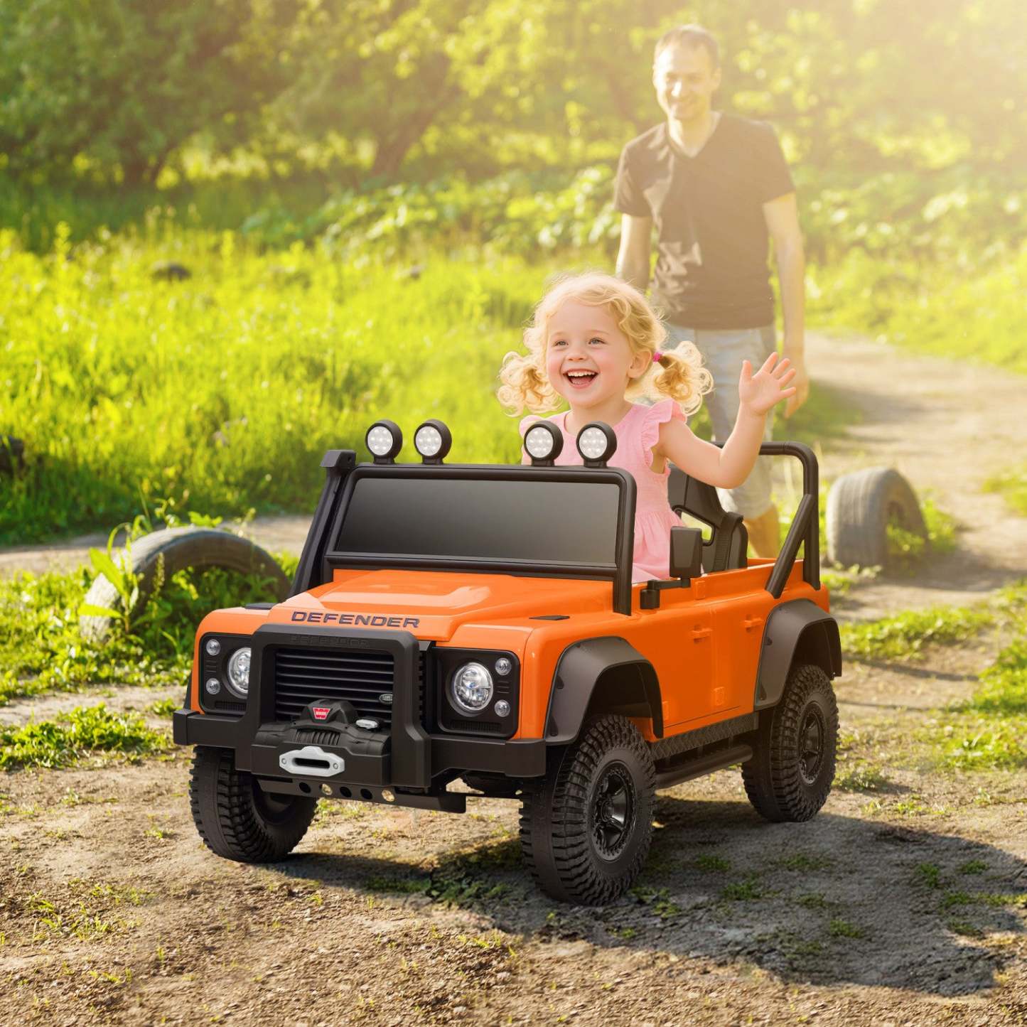 Voiture Qaba Land Rover licenciée pour enfants, camion à conduire électrique alimenté par une batterie de 12v 7ah avec télécommande, suspension à ressort, véhicule électrique à 3 vitesses pour les 3-5 ans, orange