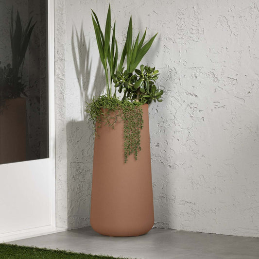Dalya Tall Outdoor Pot Planter - Burnt Orange|Cache-pot haut Dalya pour l'extérieur - Terra Cotta