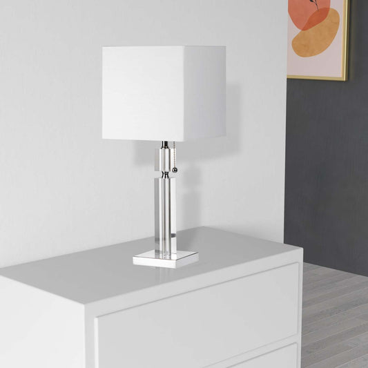 Dainolite Fernanda 1 Light Table Lamp Polished Chrome White Shade|Lampe de table Fernanda de Dainolite avec abat-jour blanc, fini chromé poli et 1 ampoule
