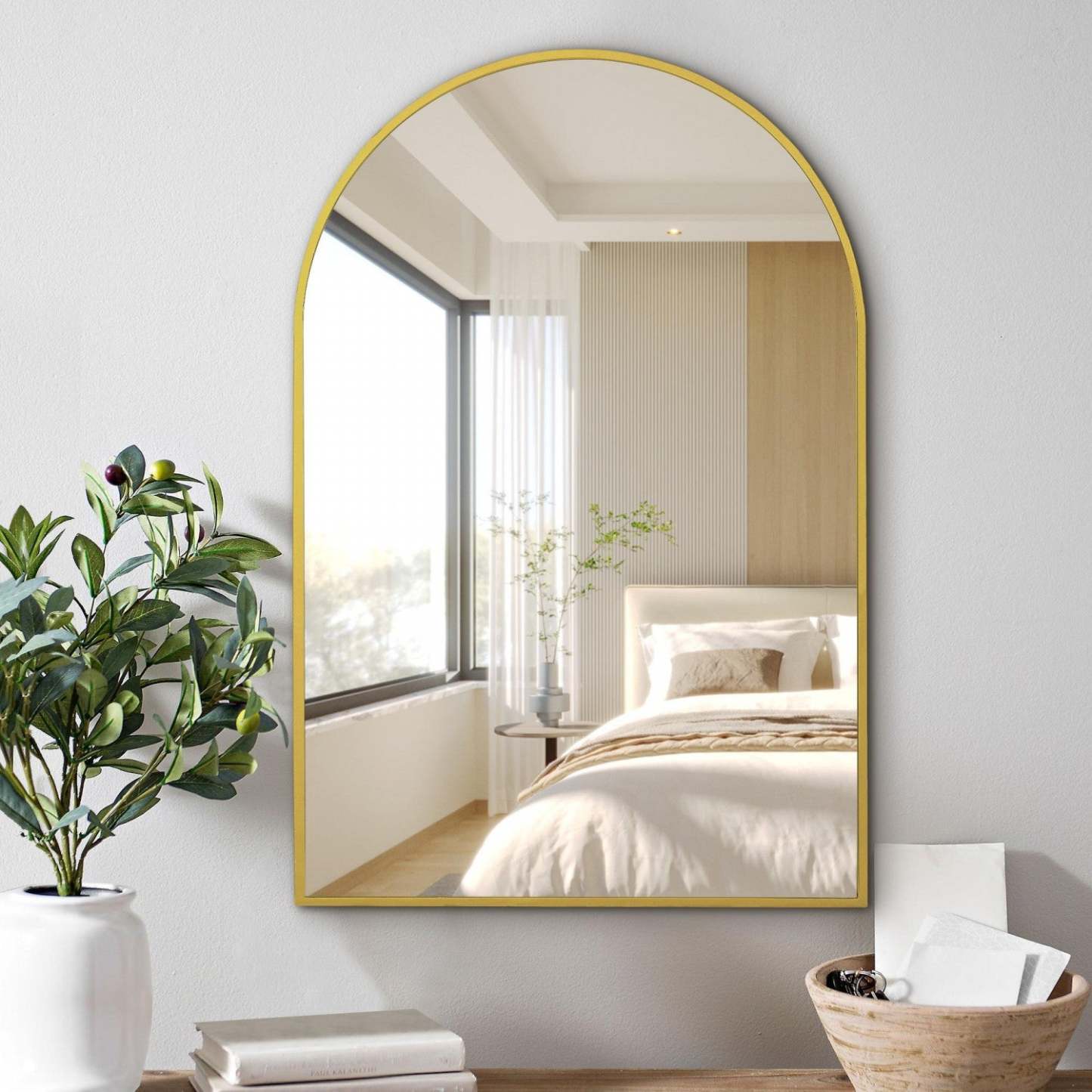 Miroir architectural artisanal Arcus 24 X 36 - Or|Miroir architectural Arcus 24 po x 36 po fabriqué à la main - doré