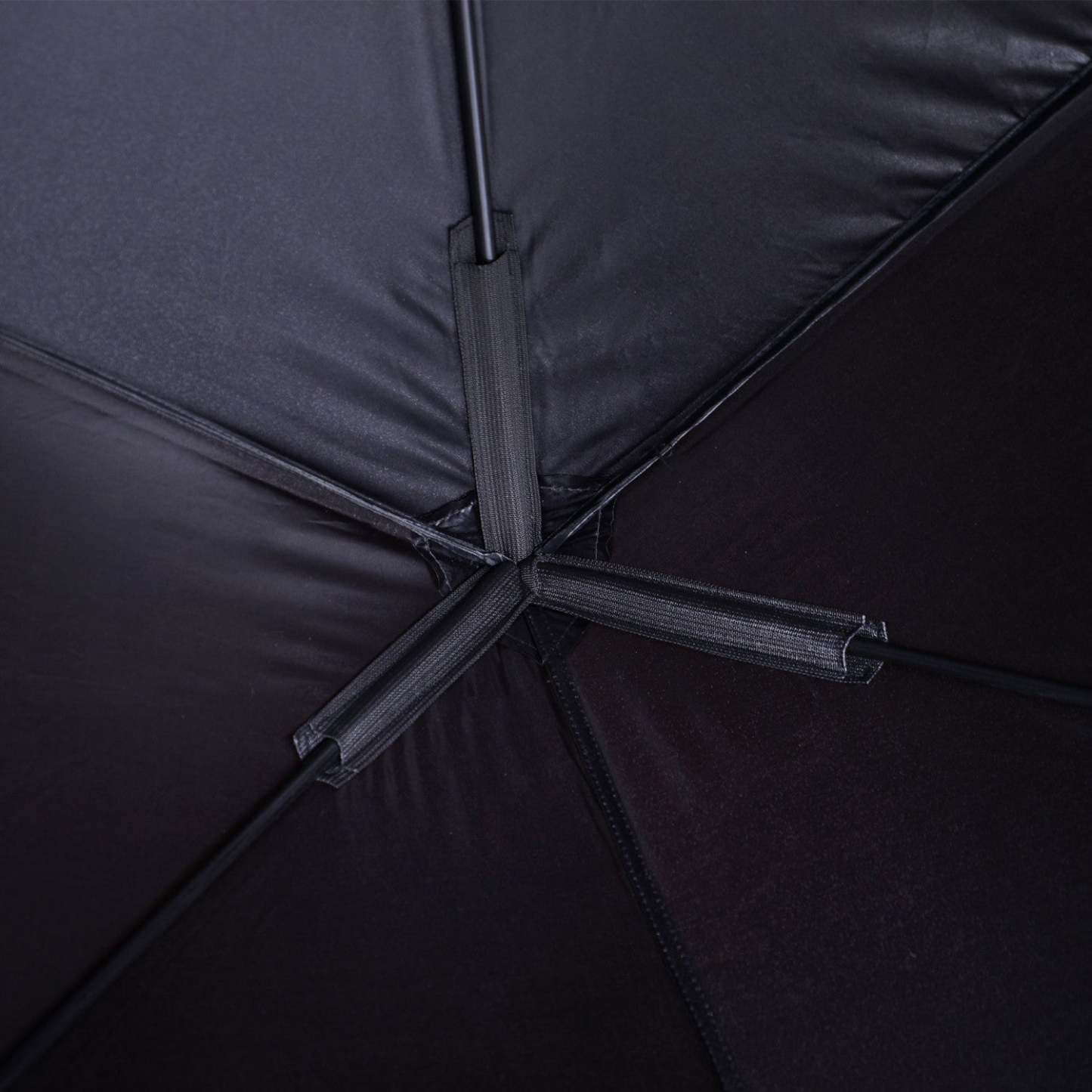 Abri de tente de pêche sur glace escamotable pour 2 personnes Outsunny avec sac de transport, noir | Outsunny Abri De Pêche Sur Glace Pour 2 Personnes, Tente De Glace Portable