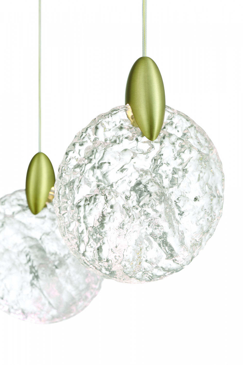 Lustre LED intégré Snowflake à 7 lumières, lampe en laiton satiné | Lustre A 7 lampes A Del Integrees Snowflake, Laiton Satine