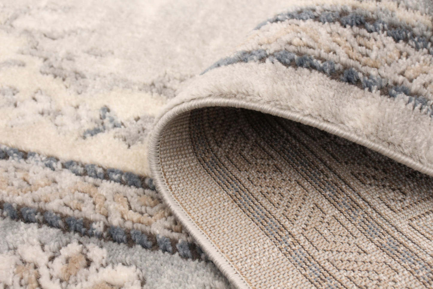 Octavian Bijar Ivory Area Rug - 5'3 x 7'3|Carpette Octavian Bijar ivoire - 5 pi 3 po x 7 pi 3 po| D2978BOO