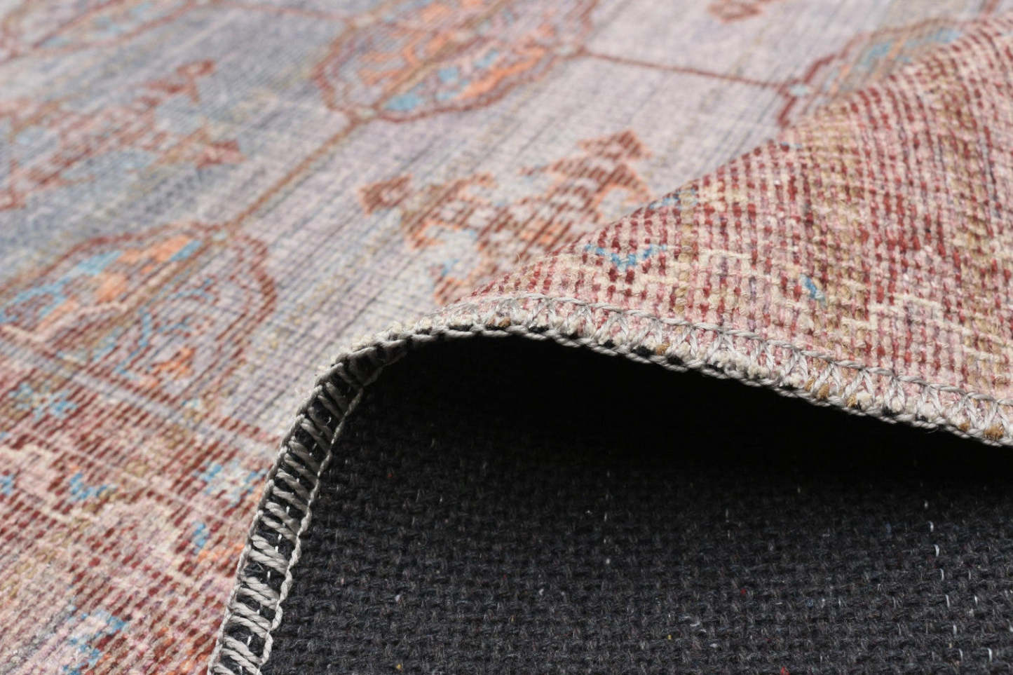 Carpette Rosamond bleue 5 pi 3 po x 8 pi 0 po