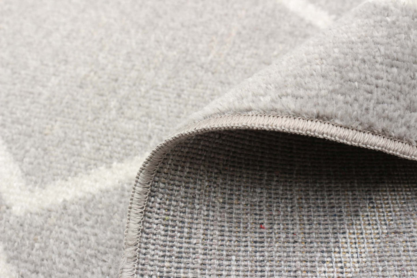 Tapis Kenza gris lavable en machine - 2'6 x 8'0|Carpette Kenza grise lavable à la machine - 2 pi 6 po x 8 pi 0 po|D86F8KNM