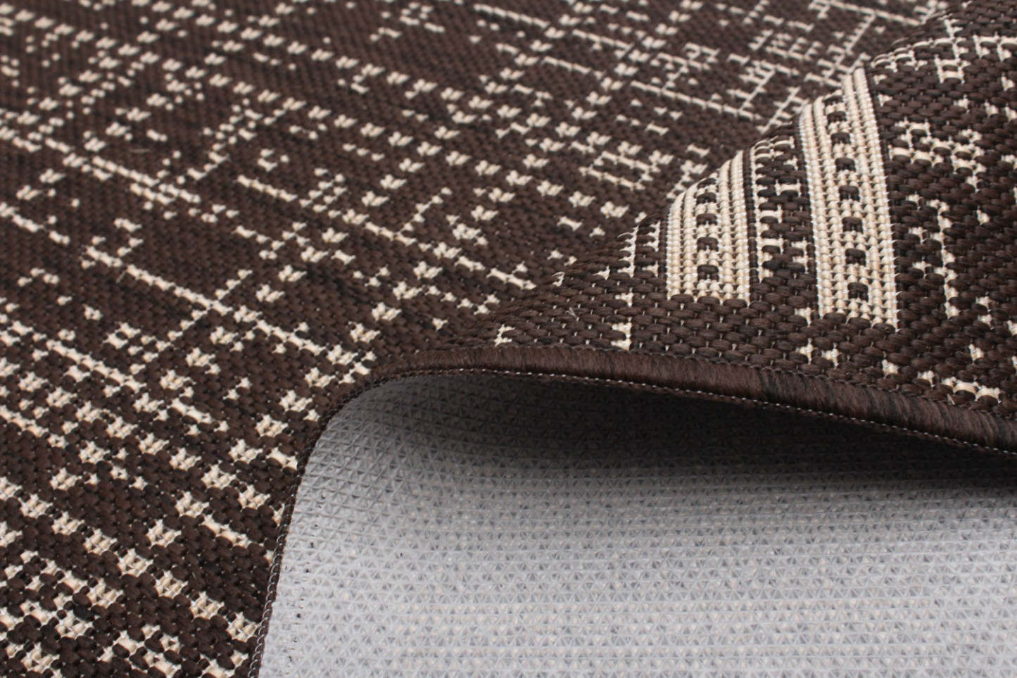 Tapis Joni Chocolat - 4'4 X 6'5 |Carpette Joni chocolat - 4 pi 4 po x 6 pi 5 po