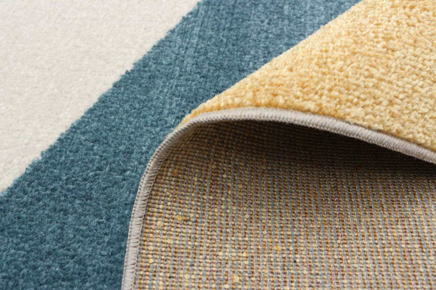 Tapis Gemma multicolore lavable en machine - 3'0 x 5'0|Carpette Gemma multicolore lavable à la machine - 3 pi 0 po x 5 pi 0 po|D86F6XB5