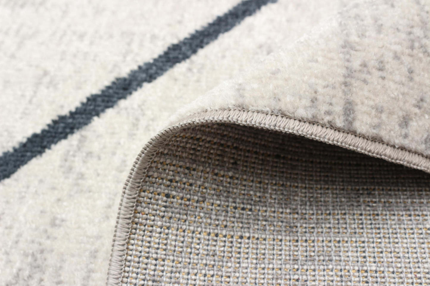 Tapis Damali ivoire/bleu lavable en machine - 2'6 x 8'0|Carpette Damali ivoire et bleue lavable à la machine - 2 pi 6 po x 8 pi 0 po|D86FTX9P