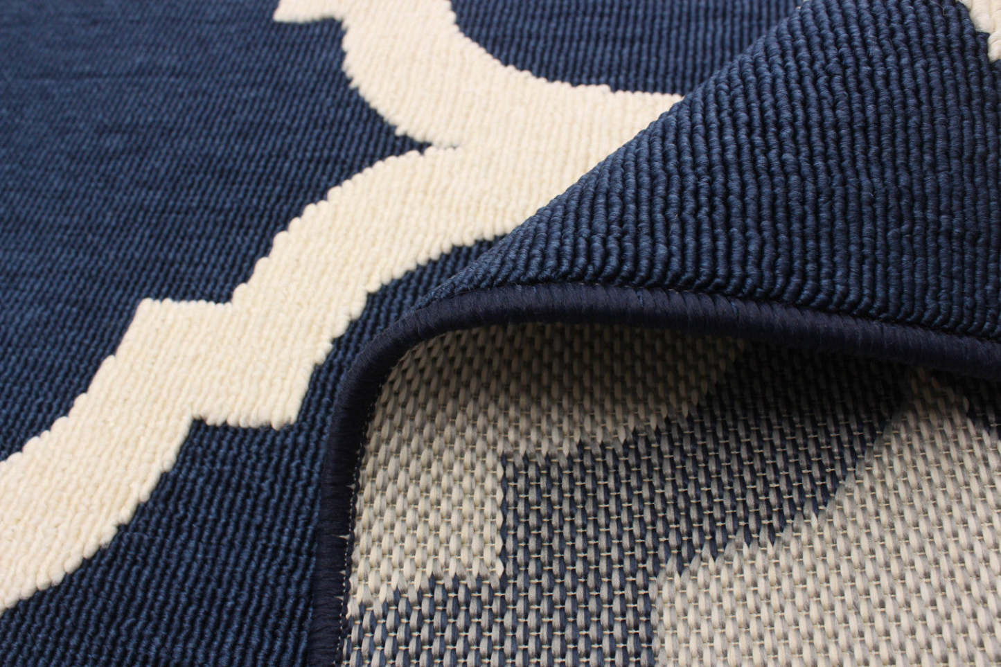 Tapis Sophie Ivoire-Marine - 6'7 x 9'6|Carpette Sophie ivoirebleu marine - 6 pi 7 po x 9 pi 6 po|D86FONFH