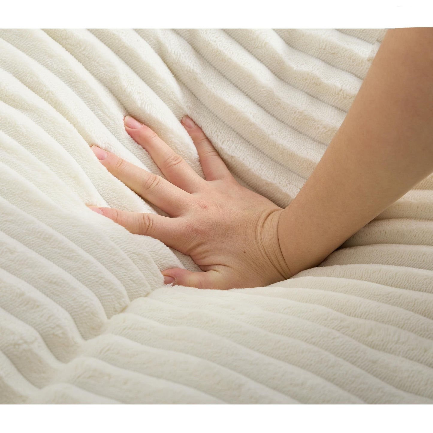 Canapé-lit Harmonia 109 W surdimensionné en velours côtelé, siège profond, double chaise longue avec 4 oreillers