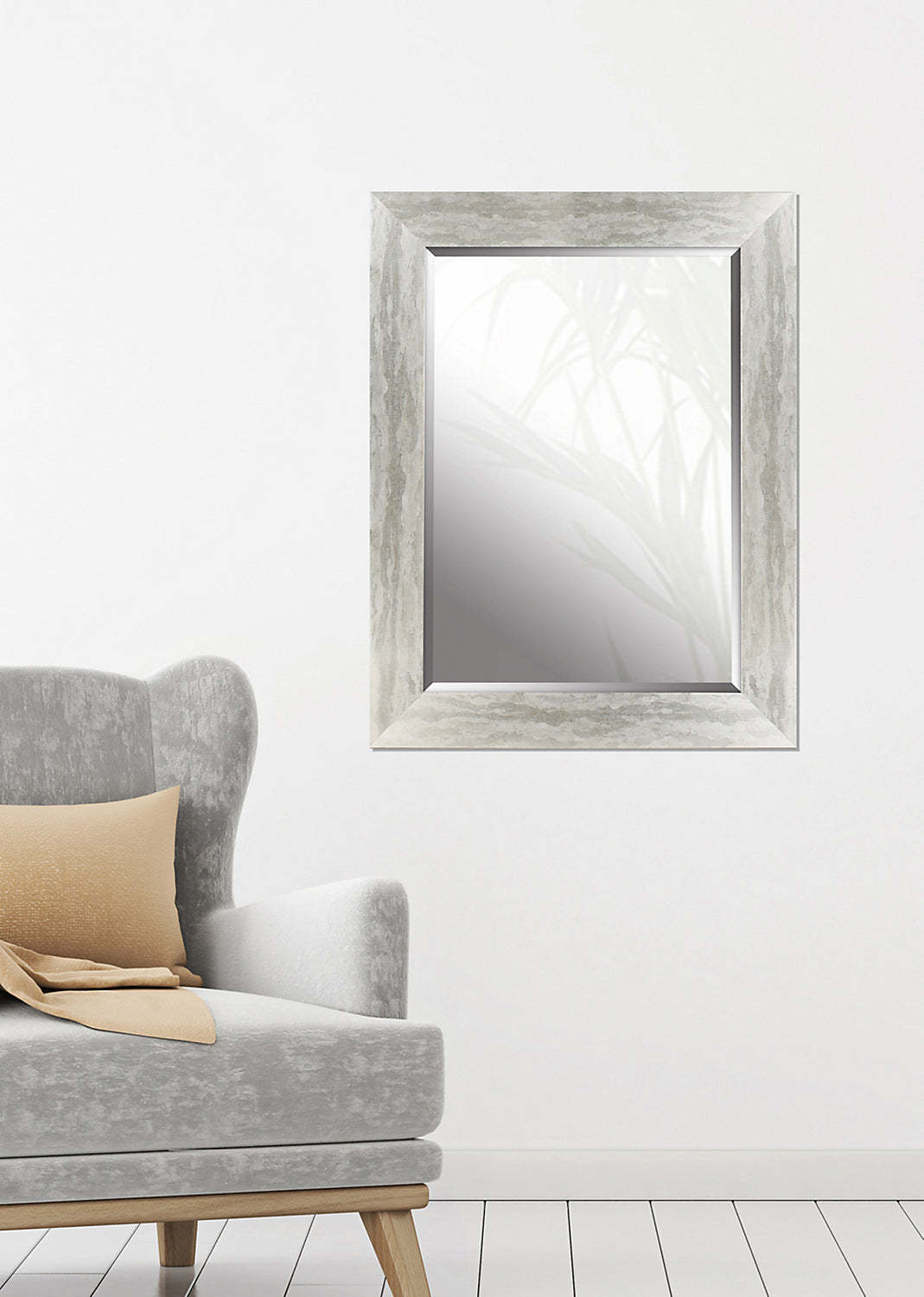 Miroir argenté - 26,25 x 34,25|Miroir argenté - 26,25 po x 34,25 po|IMM231MR