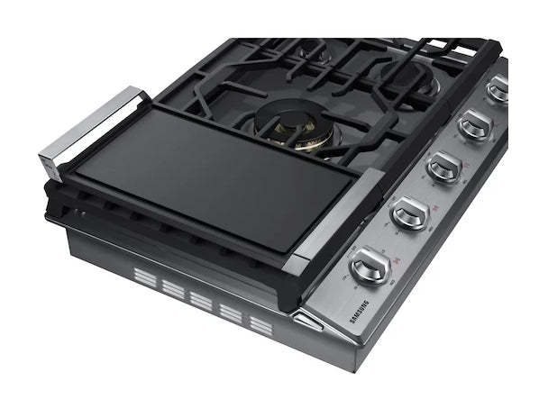 Surface de cuisson à gaz intelligente Samsung de 30 po à 5 brûleurs avec brûleur double puissant de 22 000 BTU + plaque de cuisson et grille à wok - Acier inoxydable…