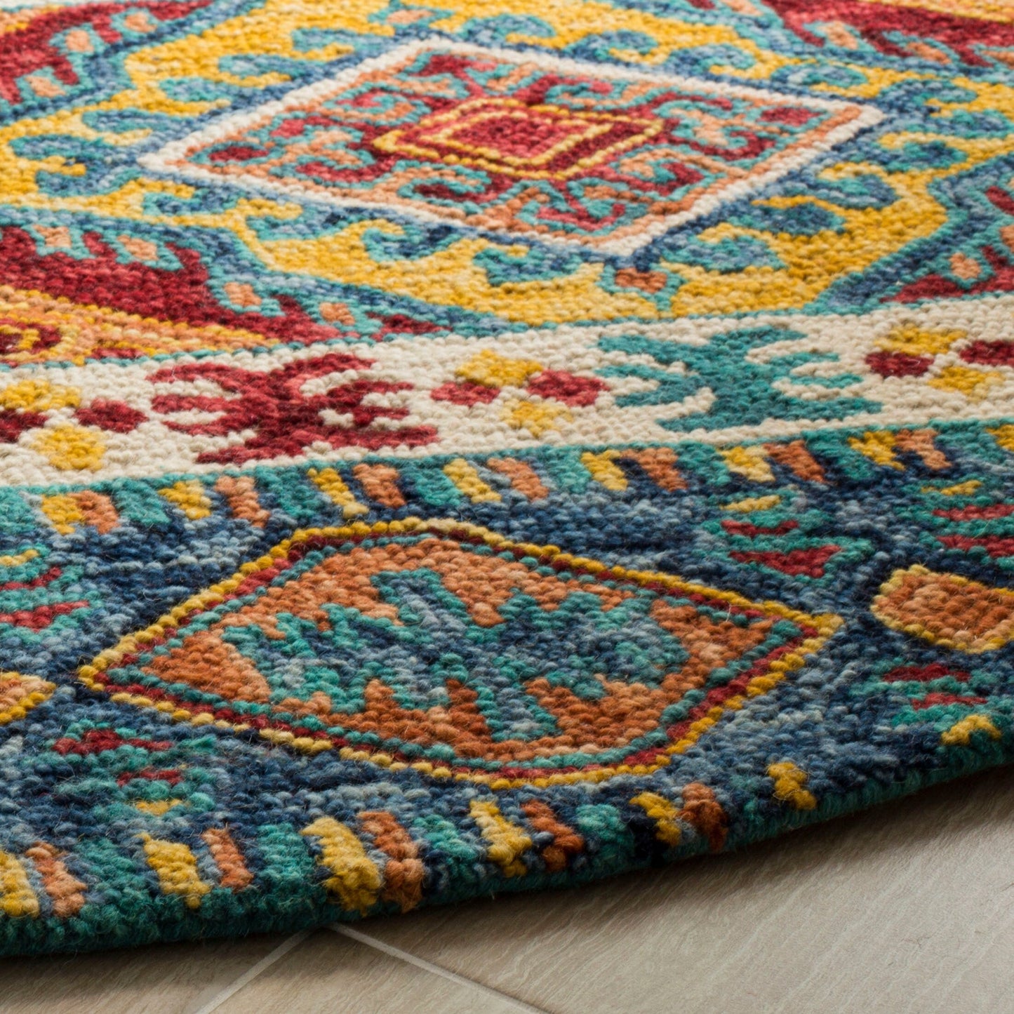 SAFAVIEH Tapis tribal en laine Aspen Geesche Boho fait à la main