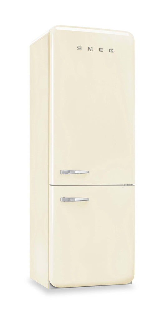 Smeg 18 Cu. Ft. Réfrigérateur rétro à congélateur inférieur - FAB38URCR