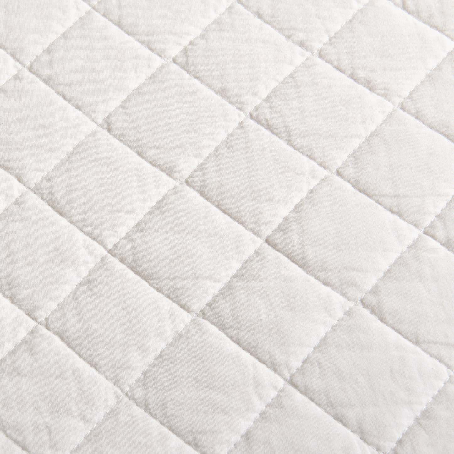 Flaxseed Cove 3-Piece Full/Queen Quilt Set - Natural Linen | Ensemble de courtepointe Flaxseed Cove 3 pièces pour lit double et grand lit - lin naturel