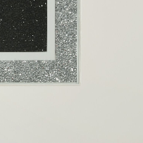 Table de salle à manger Garbo avec incrustation en verre, base piédestal, glamour, 78,75 po - blanche | Table de salle à manger somptueuse Garbo de 78,75 po (L) avec incrustation de verre et base piédestal - blanche