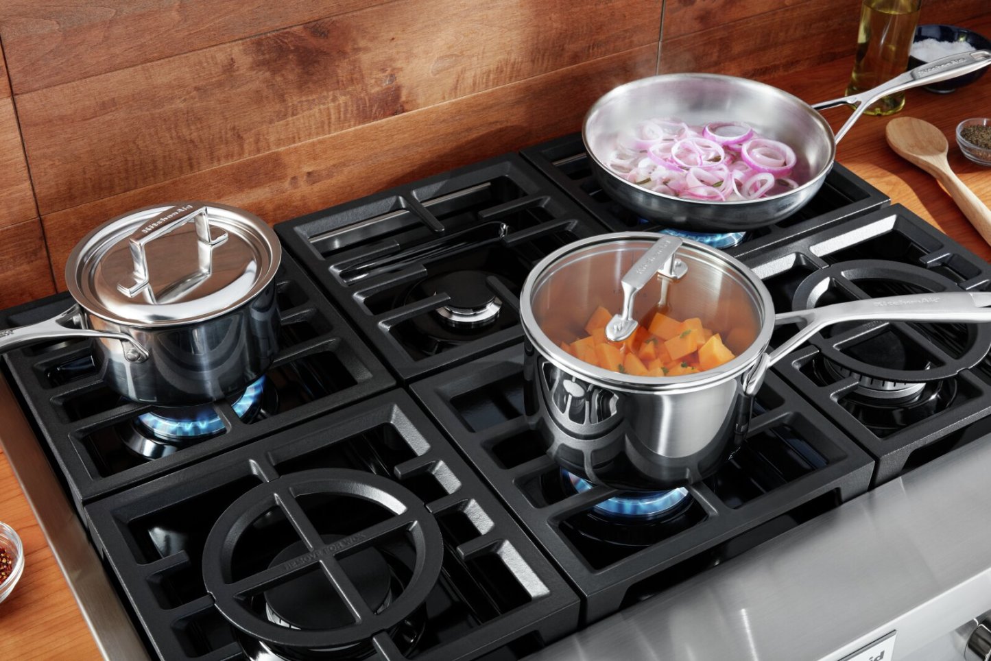 Surface de cuisson à gaz KitchenAid de 36 po à 6 éléments - acier inoxydable - KCGC506JSS