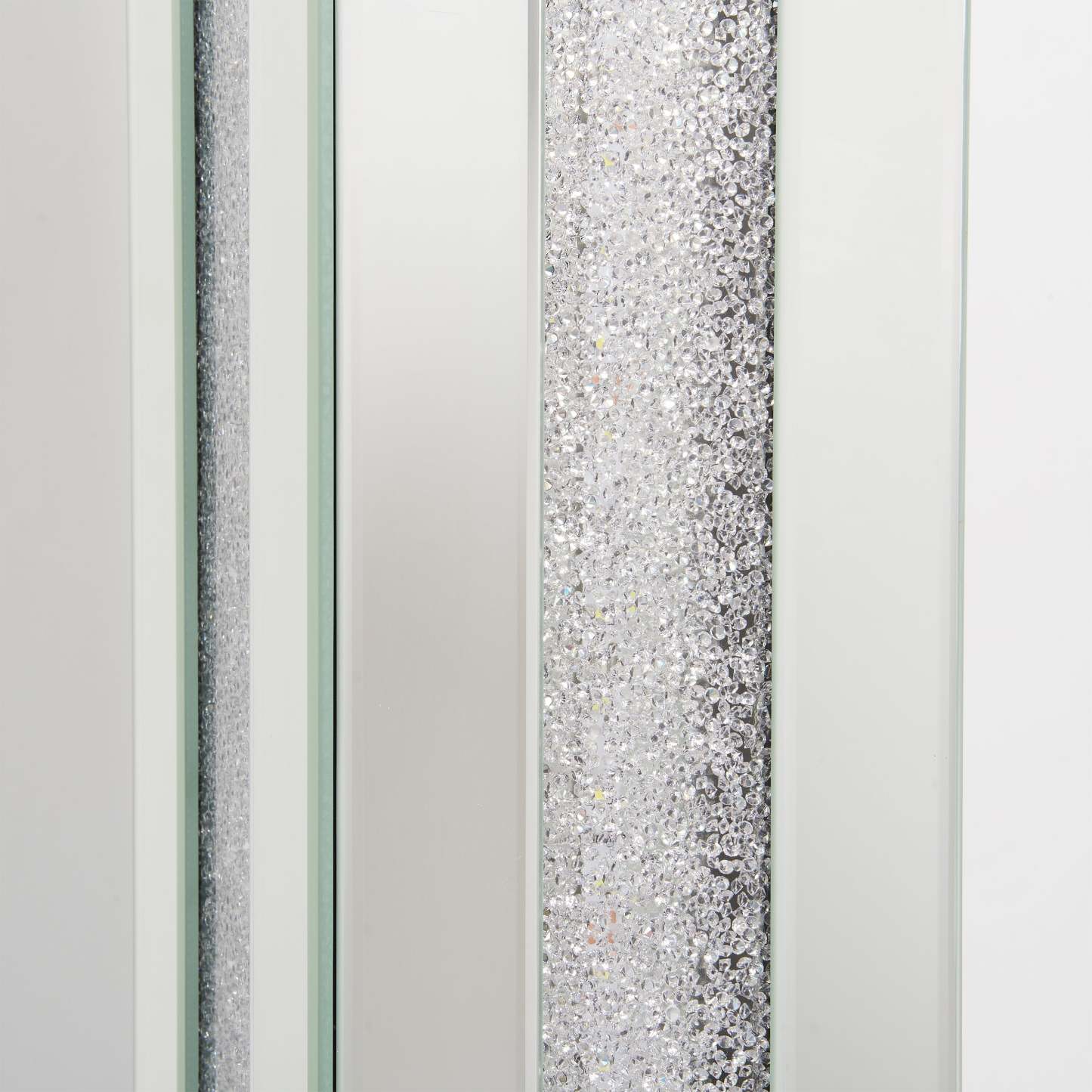 Persia 54.3 Glam Lampadaire avec verre, miroir et cristaux acryliques|Lampe à pied somptueuse Persia de 54,3 po avec verre, miroir et cristaux en acrylique