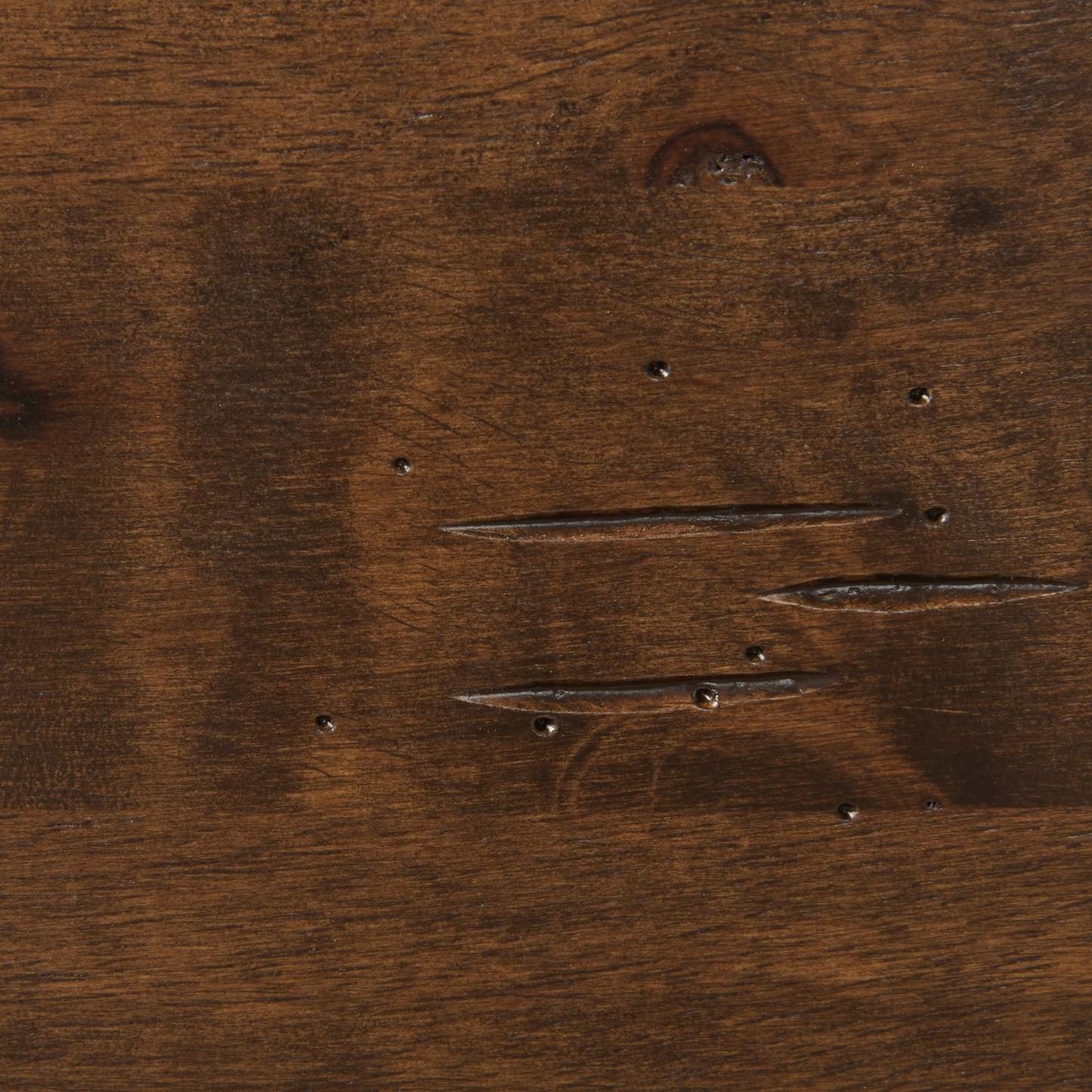 Banc de salle à manger Plum, bois, aspect Live-Edge, 47,25 W - Brun muscade | Banc de salle à manger Plum de 47,25 po (L) en bois avec apparence de bordures Live Edge - brun muscade