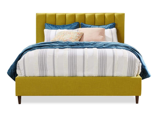 Kort & Co. Lit plateforme rembourré Rain en tissu vert, capitonné - Pleine grandeur | Lit plateforme rembourré Rain de Kort & Co. en tissu vert capitonné - format lit double