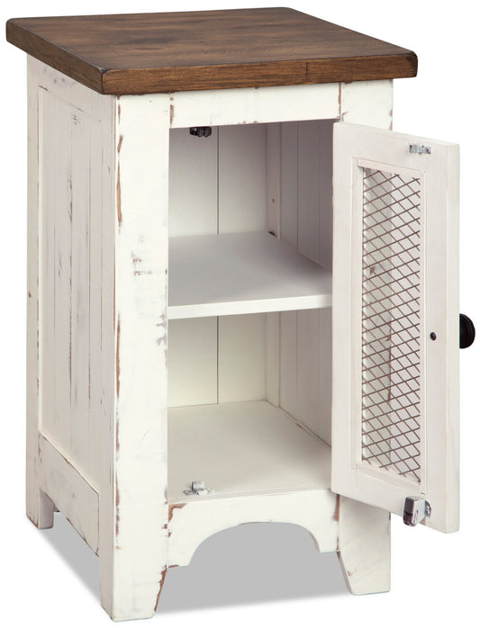 Benjy 14 Rustic Chairside Table with Storage - Two Tone Wood|Table de fauteuil rustique Benjy de 14 po avec rangement - bois deux teintes