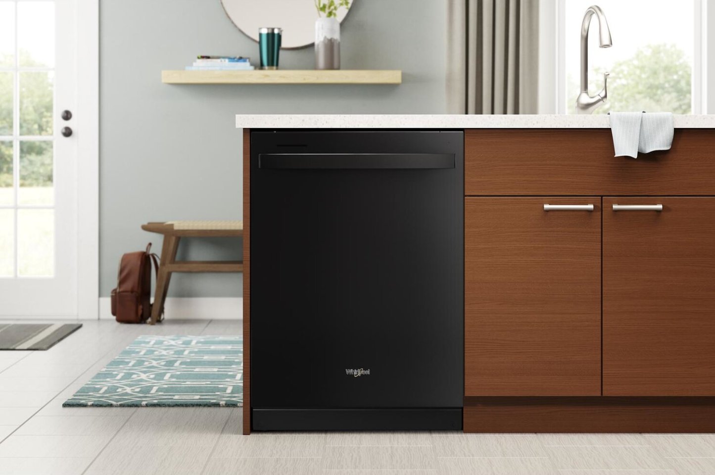 Lave-vaisselle encastré Whirlpool de 24 po et de 47 dBA avec commandes sur le dessus et 3e panier - Noir - WDT750SAKB | Lave-vaisselle Whirlpool 24 47 dBA à commande supérieure intégrée avec troisième panier - Noir - WDT750SAKB