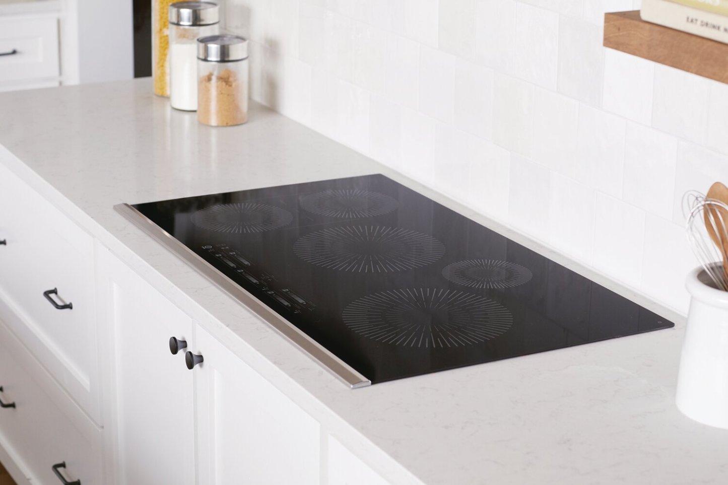Frigidaire Gallery 36 5-Element Induction Cooktop - Black - GCCI3667AB | Surface de cuisson à induction Frigidaire Gallery de 36 po à 5 éléments - noire - GCCI3667AB
