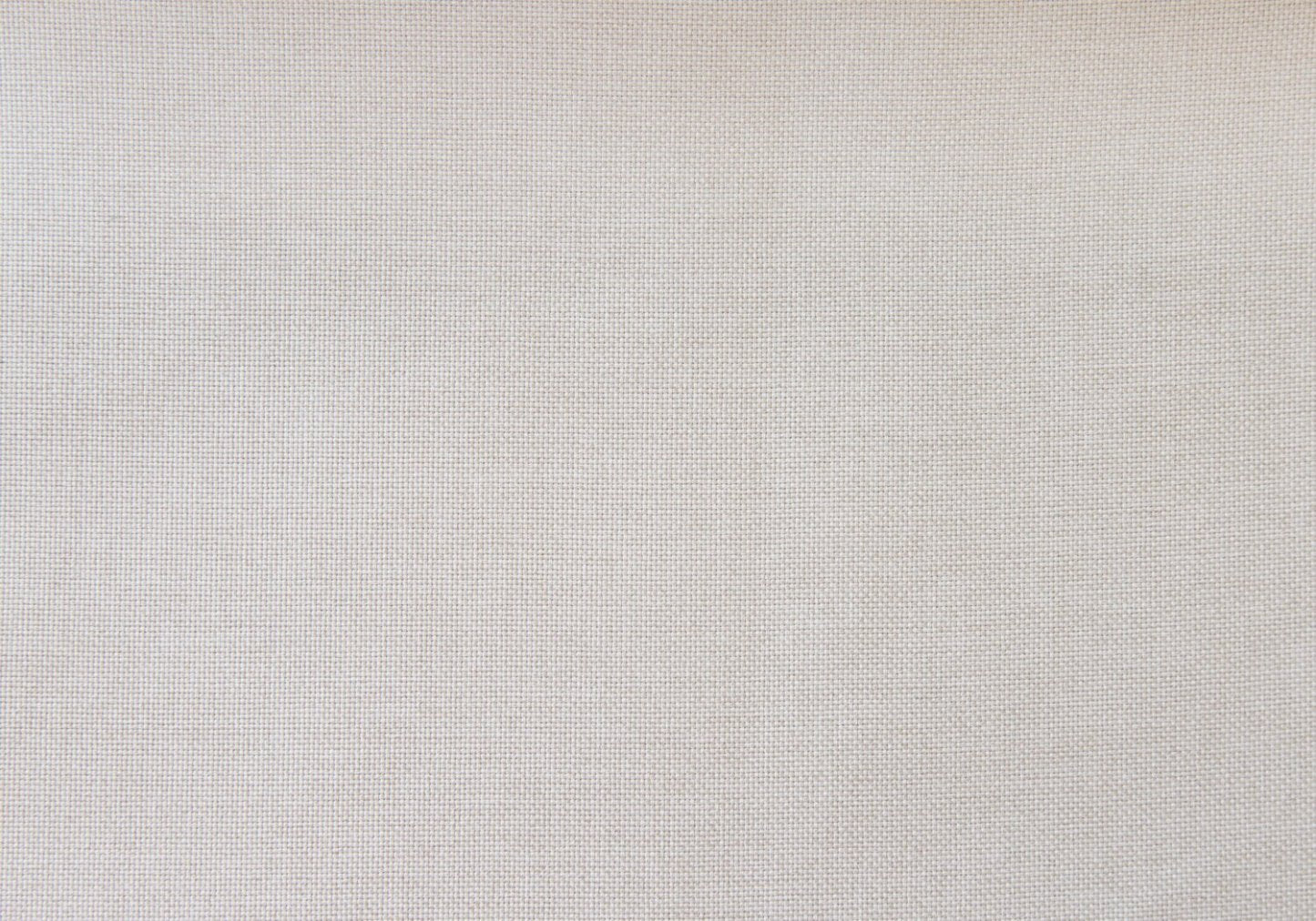 Lit plateforme de rangement rembourré Minka en tissu beige, capitonné - Queen Size | Lit plateforme rembourré Minka en tissu beige capitonné avec rangement - format grand lit