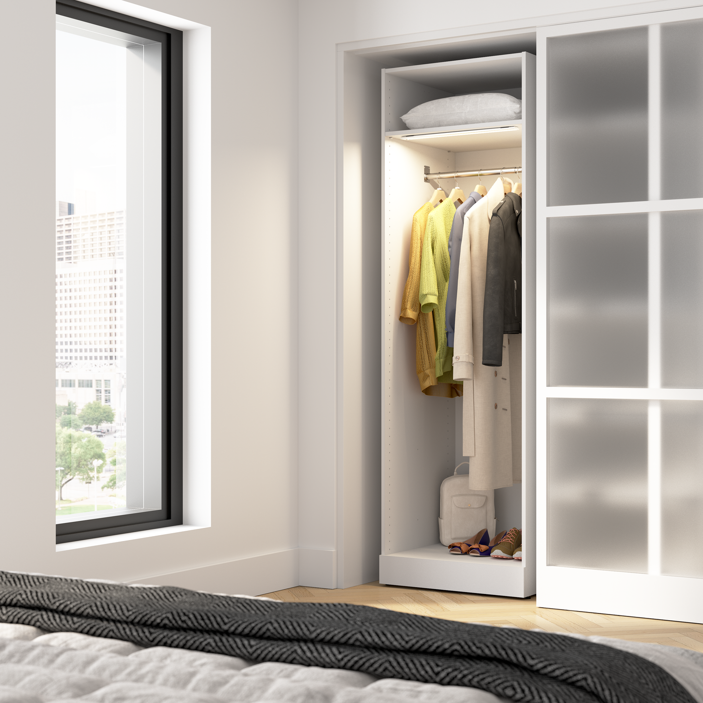 Système de garde-robe modulaire à espace pour suspendre Florence de Bestar de 25 po avec éclairage à DEL et tablette - blanc