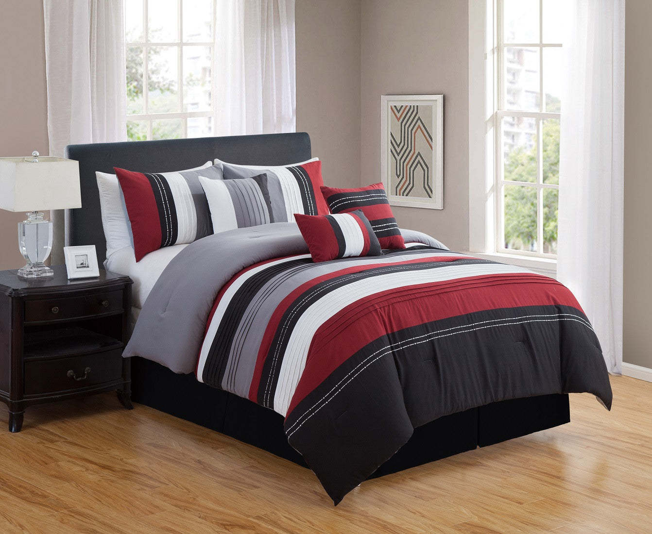 Puno 7-Piece King Comforter Set - Red|Ensemble d'édredon Puno 7 pièces pour très grand lit - rouge|D270HGL0