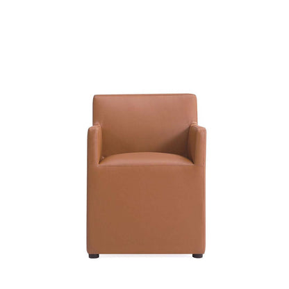 Manhattan Comfort Anna Modern Square Faux Leather Armless Dining Chair - Saddle|Chaise de salle à manger carrée et moderne sans accoudoirs Anna de Manhattan Comfort en similicuir - brun clair