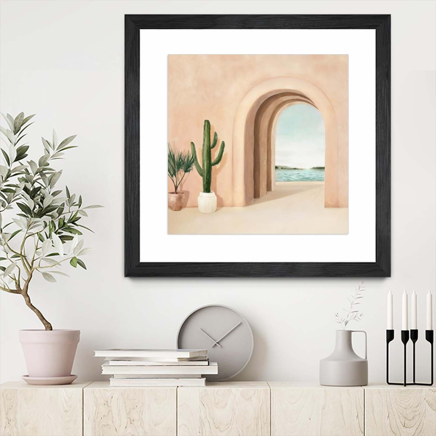 Coastal Arch Matted and Framed Black 36x36 Wall Art|Œuvre d'art murale encadrée noire et mate « Coastal Arch » 36 x 36
