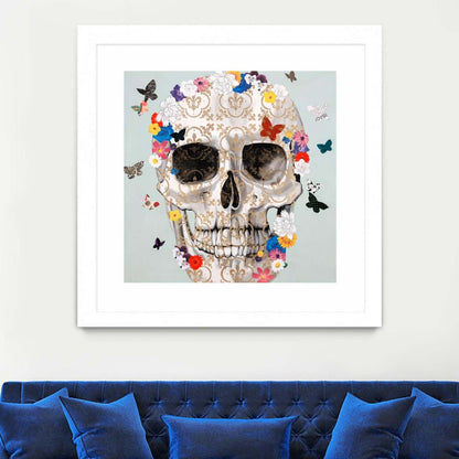 Party Favor Matted and Framed White 36x36 Wall Art|Œuvre d'art murale encadrée blanche et mate « Party Favor » 36 x 36