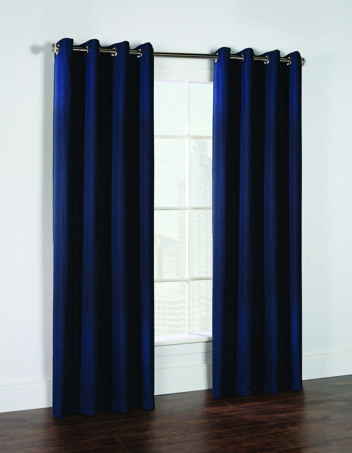 Cambridge Navy Grommet Curtain Panel - 52 X 95|Panneau de rideau à œillets Cambridge bleu marine - 52 po x 95 po