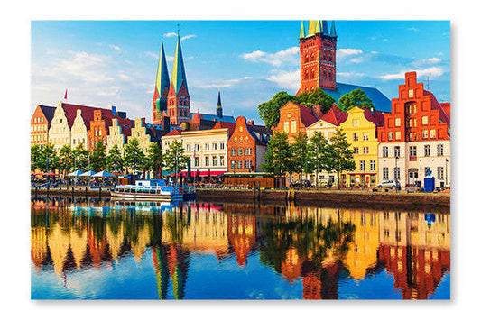 Lubeck, Allemagne 28x42 Cadre d’art mural et panneau en tissu| Lubeck, Allemagne 28 po x 42 po : Cadre d'art mural et panneau de tissu|D44GHKEI