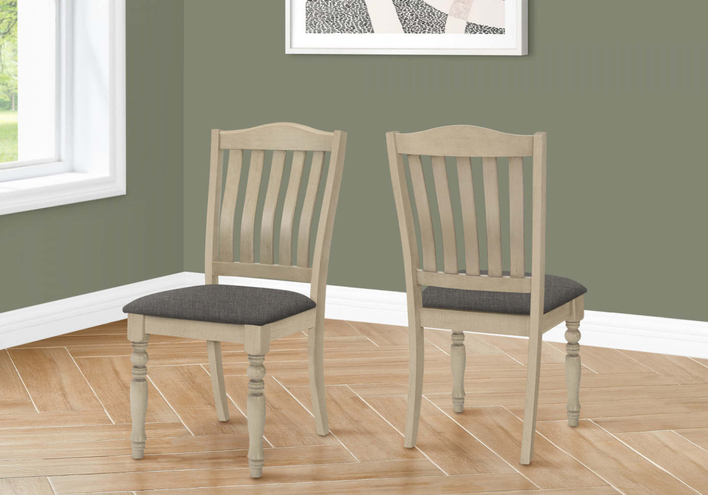 Ensemble de 2 chaises de salle à manger côté cuisine tissu gris antique pieds en bois transitionnel|Ensemble de 2 chaises de salle à manger de style transitionnel avec tissu gris antique et pattes en bois pour la cuisine et la salle à manger