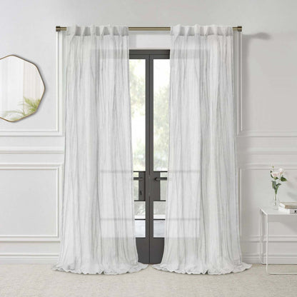 Habitat Bald Eagle Light Filtering Pole Top Curtain Panel Paire - 37 x 84|Paire de panneaux de rideau filtrant la lumière passe-tringle Aigle à tête blanche d'Habitat - 37 x 84
