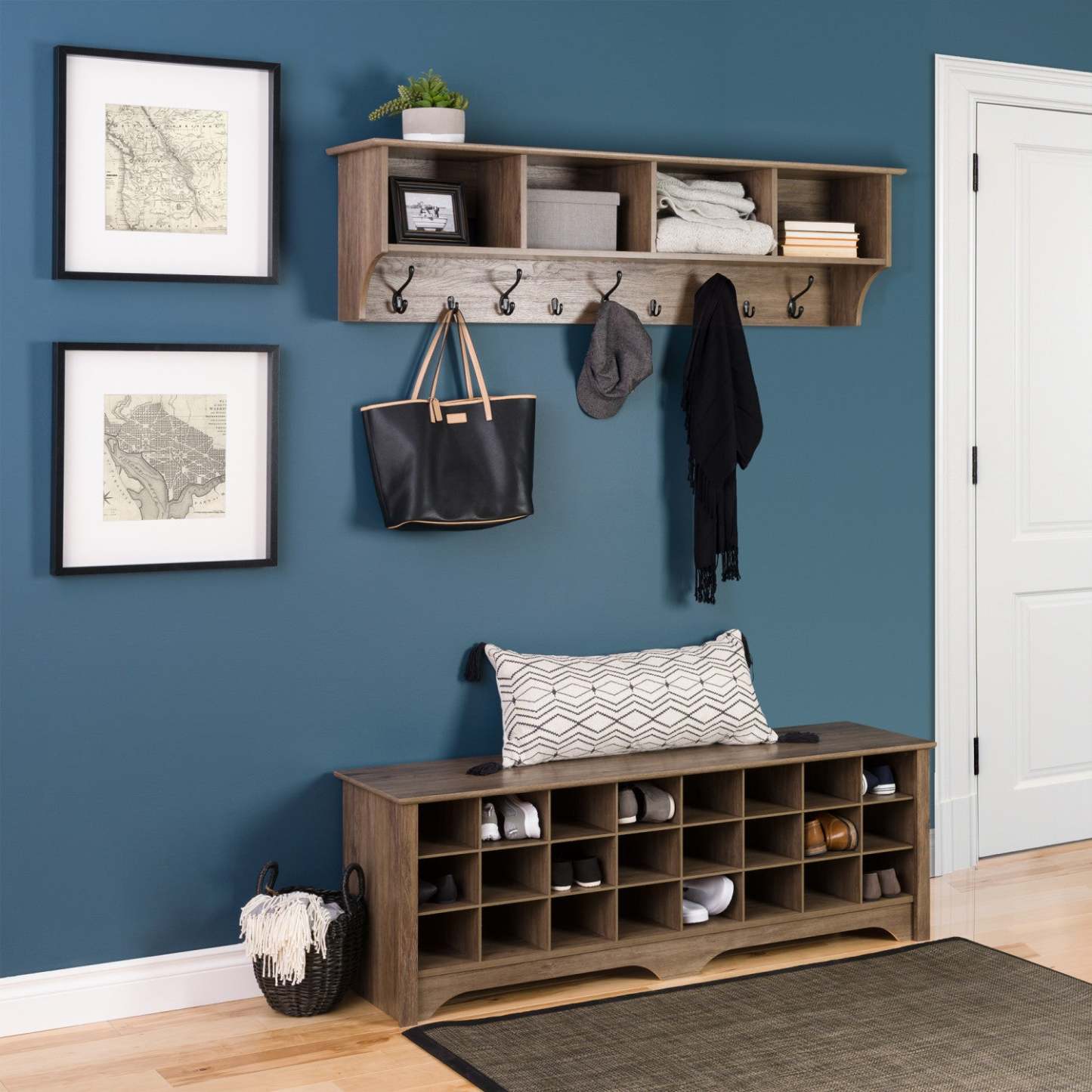 Twenty-Four Pair Shoe Storage Cubby Bench - Drifted Grey|Banc à compartiment de rangement pour 24 paires de chaussures - gris délavé