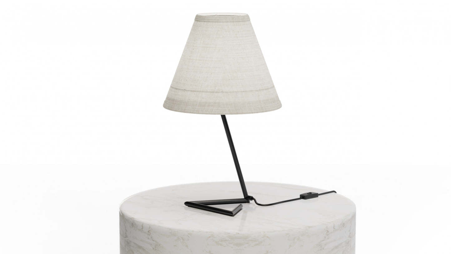 23 Table à base angulaire noire avec abat-jour conique | Lampe de table noire de 23 po à base angulaire avec abat-jour conique