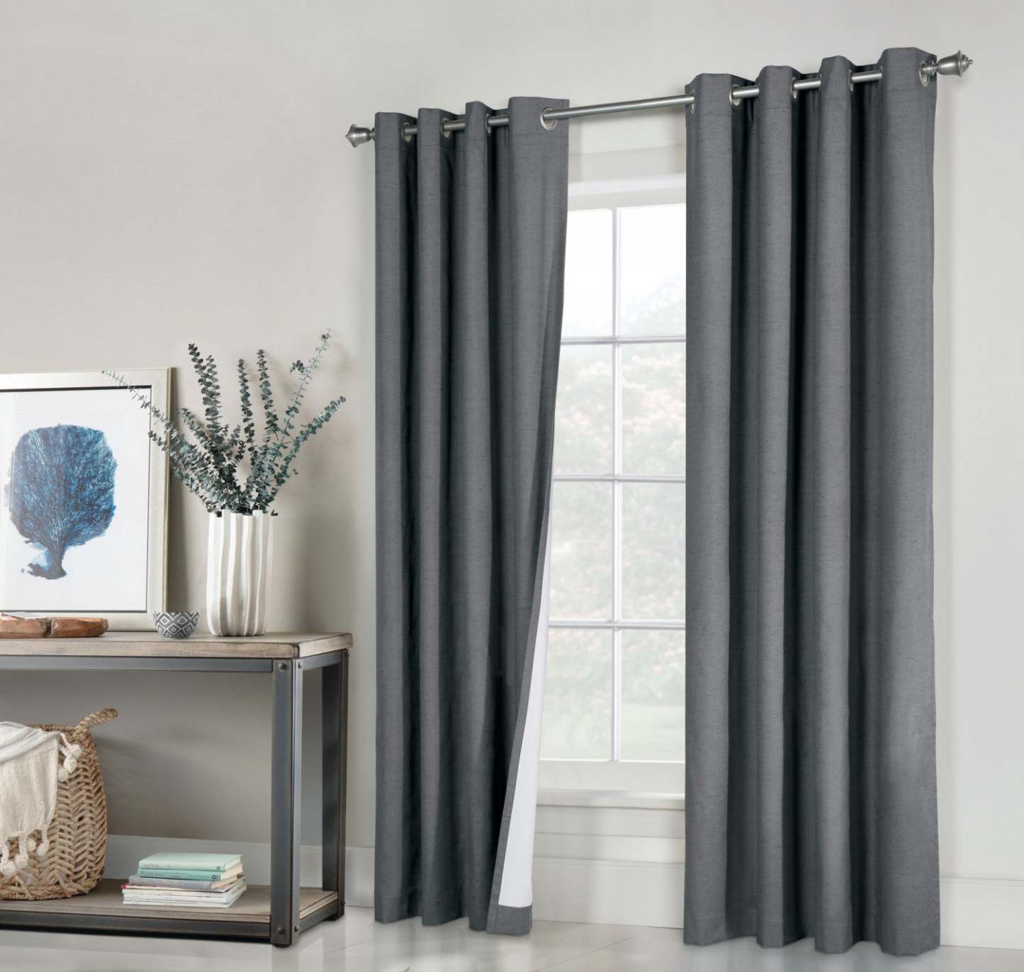 Thermaplus Suprema Charcoal Blackout Grommet Curtain Panel - 52 x 84|Panneau de rideau occultant à œillets Suprema noir charbon de Thermaplus - 52 x 84