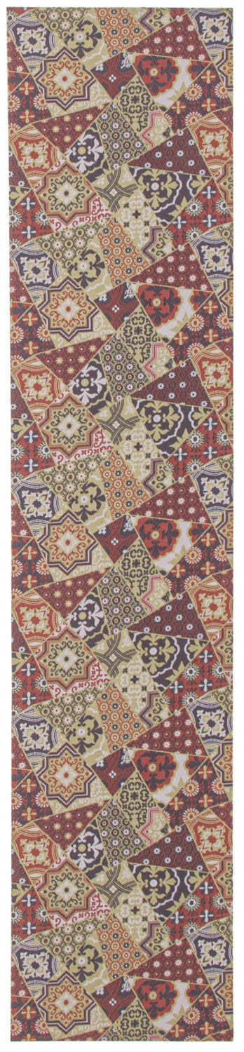 Tapis Bellezza Rouge / Vert 2'2 x 28'0|Carpette Bellezza rougevert 2 pi 2 po x 28 pi 0 po|D21GQJ1Z