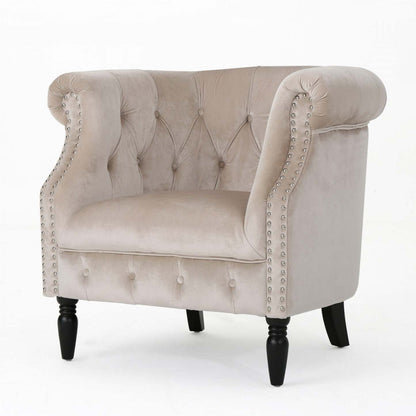 Chaise en tissu velours Akira avec capitonnage à boutons et garniture cloutée - Champagne | Fauteuil Akira En Tissu Velours Avec Capitonnage À Boutons Et Bordure Clouée - Couleur Champagne