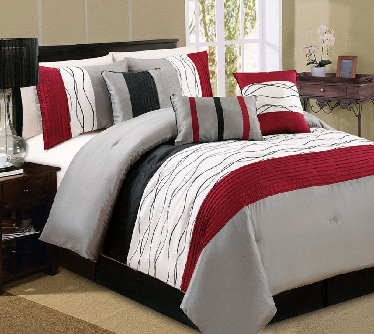Chincha 7-piece King Comforter Set - Rouge|Ensemble d'édredon Chincha 7 pièces pour très grand lit - rouge|D2CSCX07