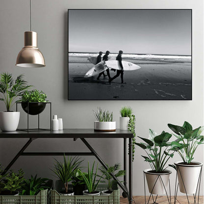 Surfers Iii Canvas Framed Black 40x30 Wall Art|Œuvre d'art murale sur toile encadrée noire « Surfers Iii » 40 x 30